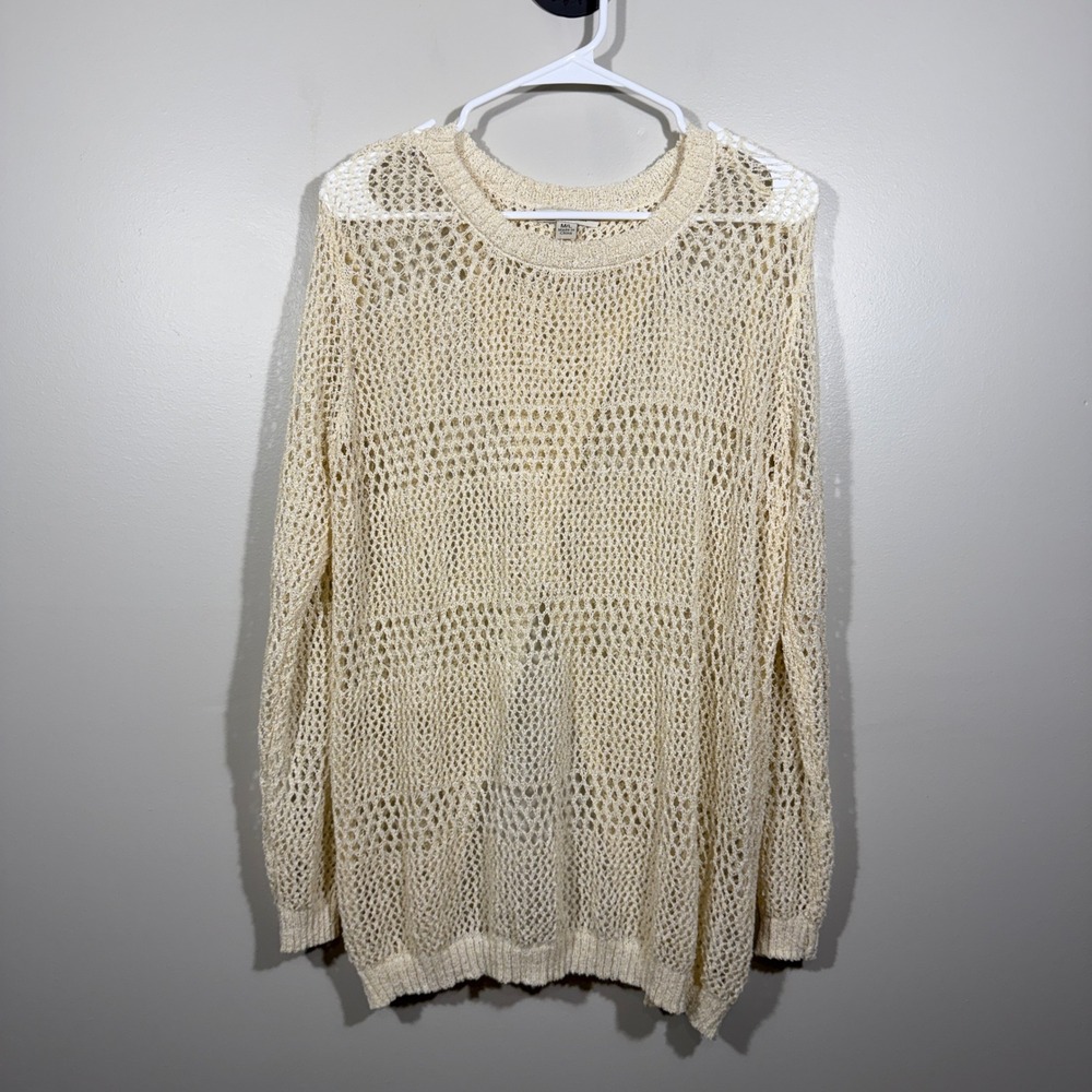 Cozy Casual Cream Crochet Sweater M/L Long Sleeve Lightweight Pullover Open Back